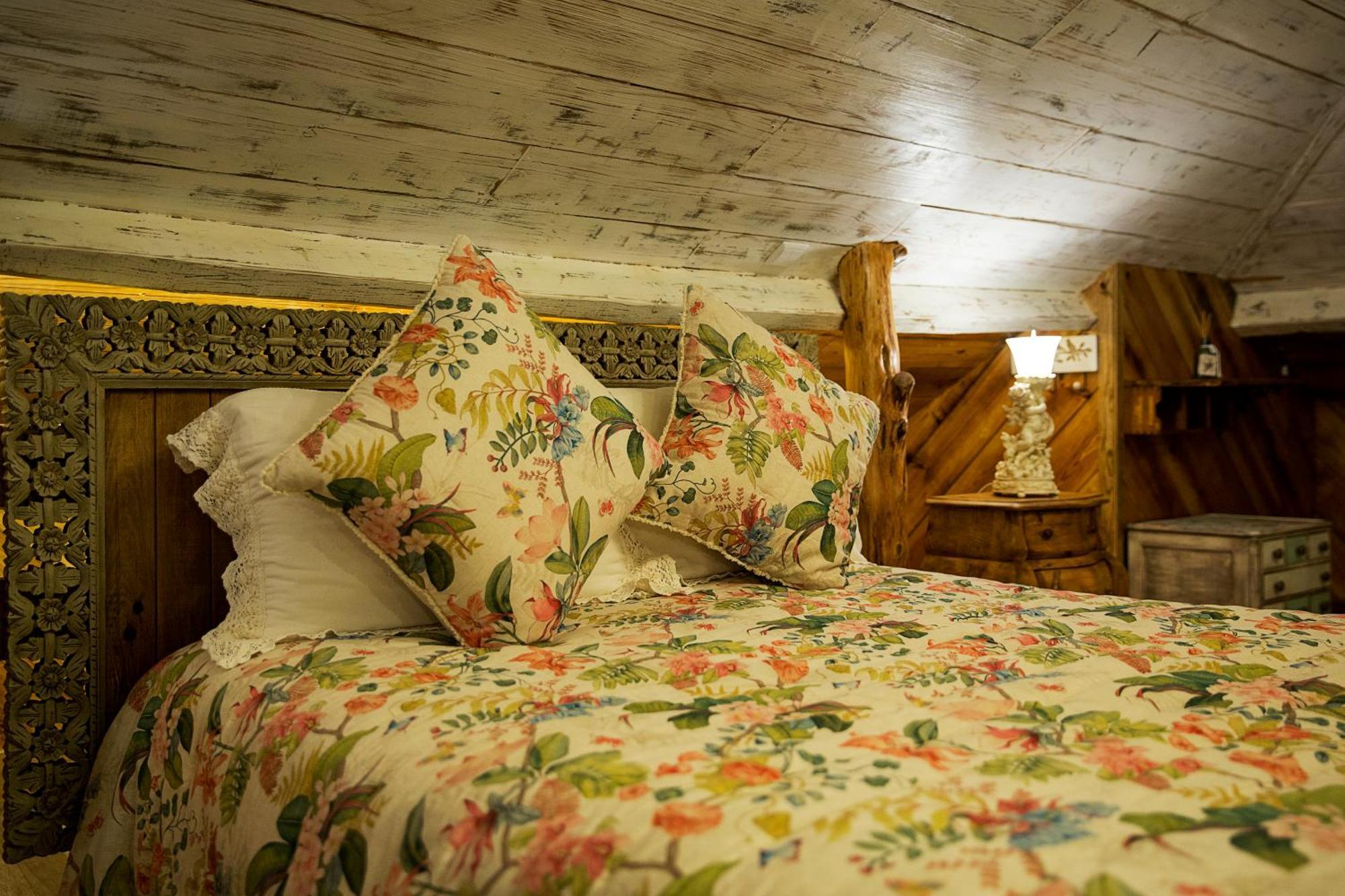Ninho Saloio Bed and Breakfast Venda do Pinheiro Exteriör bild