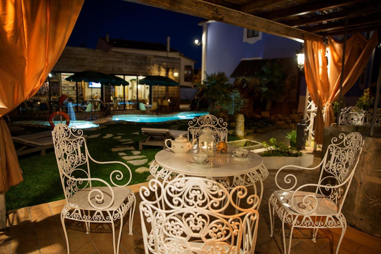 Ninho Saloio Bed and Breakfast Venda do Pinheiro Exteriör bild