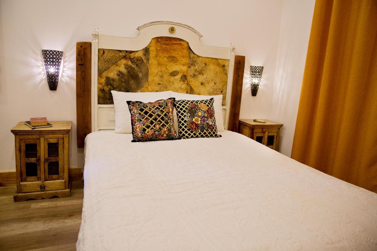 Ninho Saloio Bed and Breakfast Venda do Pinheiro Exteriör bild